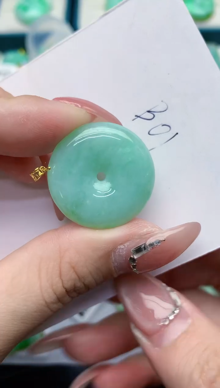 【闪购商品】翡翠颈饰18K金镶嵌000000000