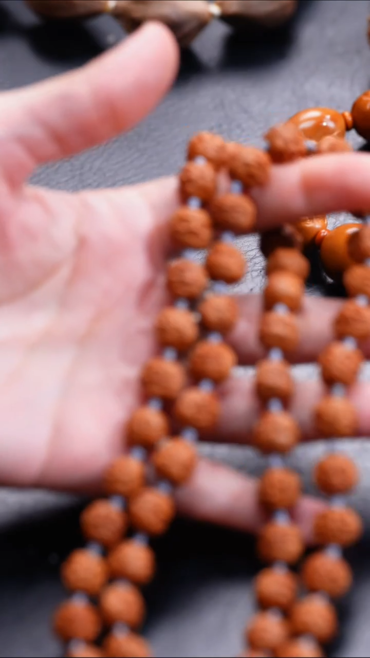 【闪购商品】橄榄核吊坠橄榄核