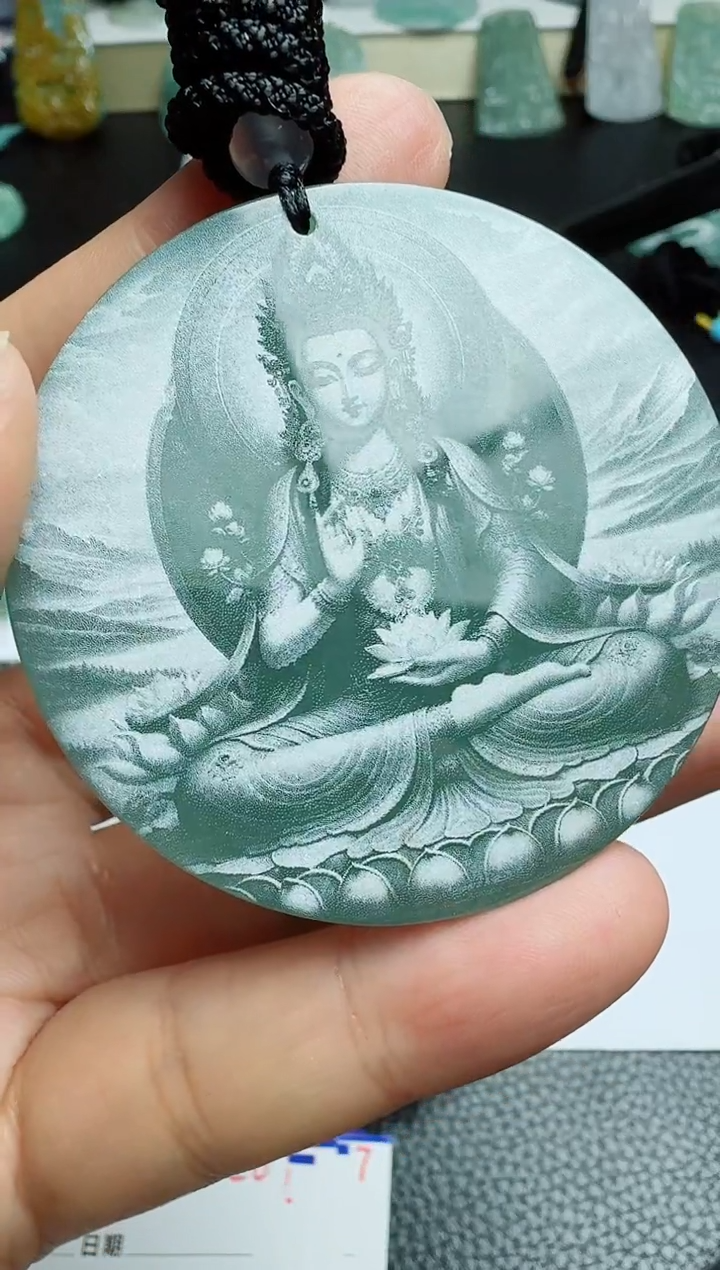 【闪购商品】翡翠颈饰未镶嵌1111111111111