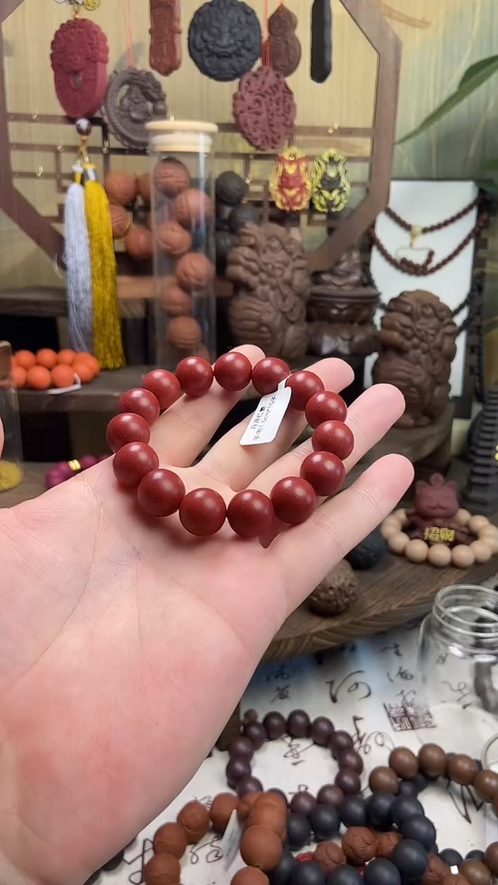 泥塑不**逸丹鼎红麝合香手串福利