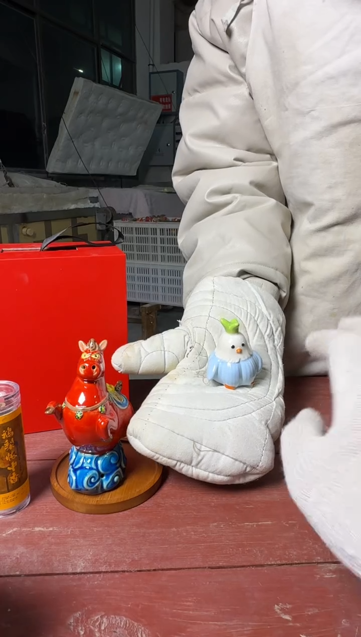 陶瓷蓝色蒜鸟11111