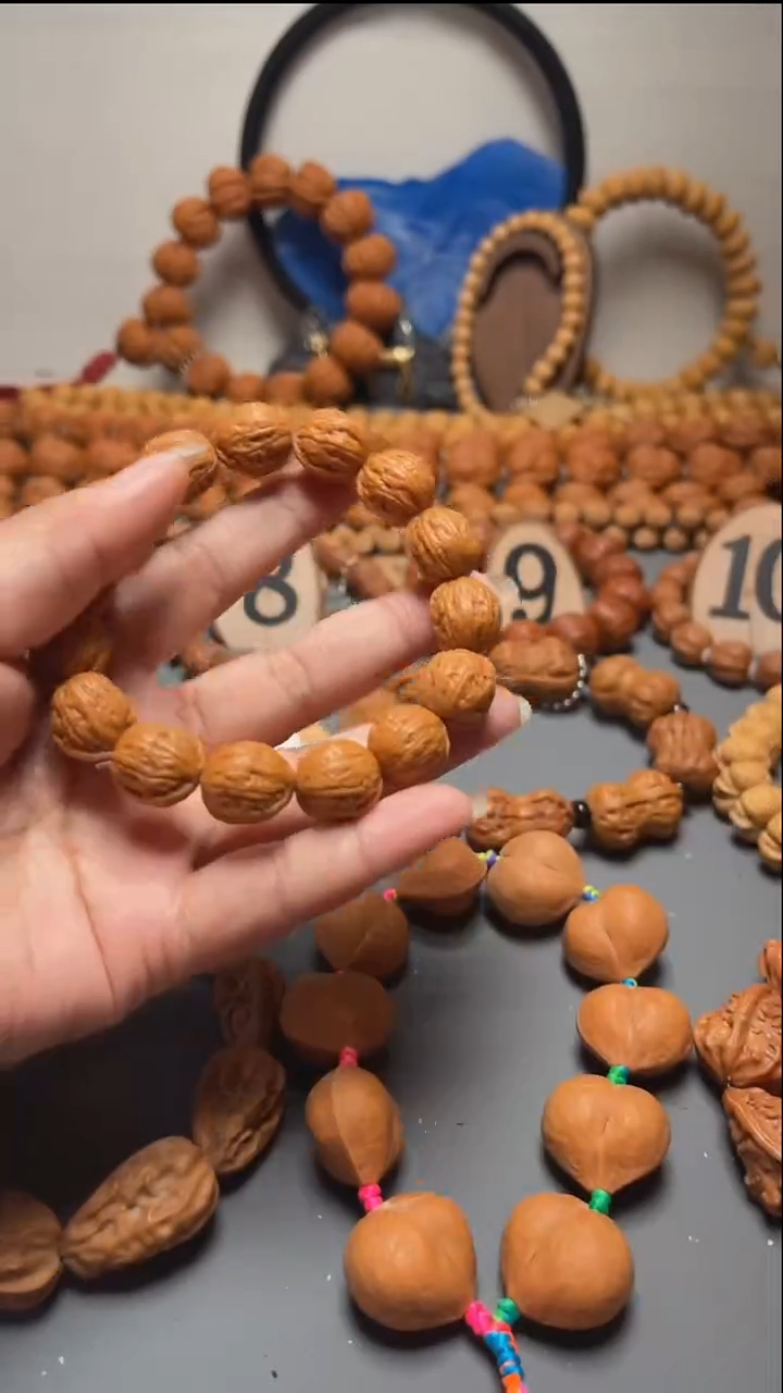 文玩核桃手串核桃手串