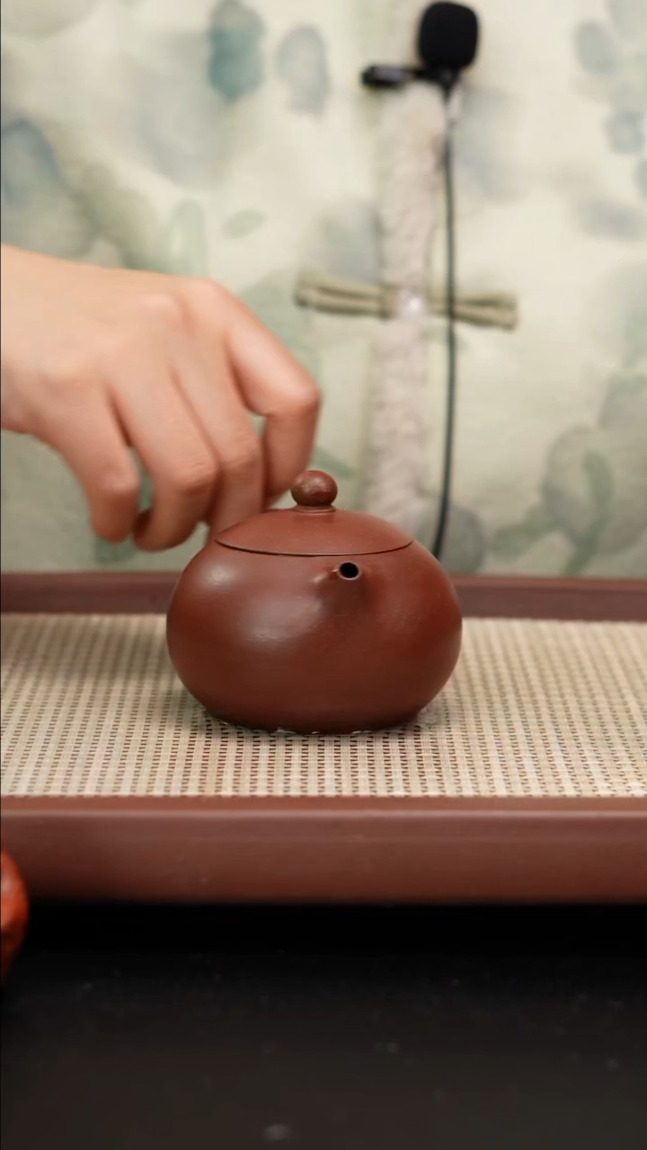 【闪购商品】紫砂茶壶红皮龙西施150cc