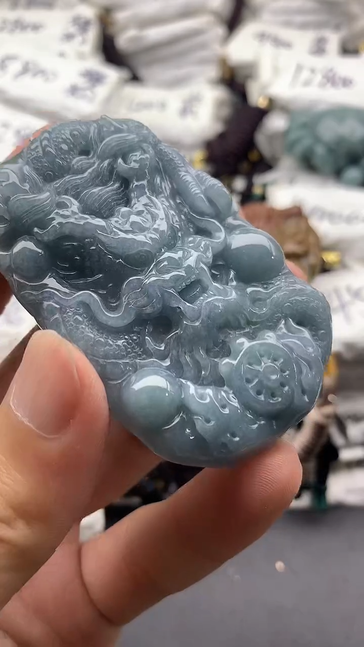 【闪购商品】翡翠颈饰未镶嵌55555555555