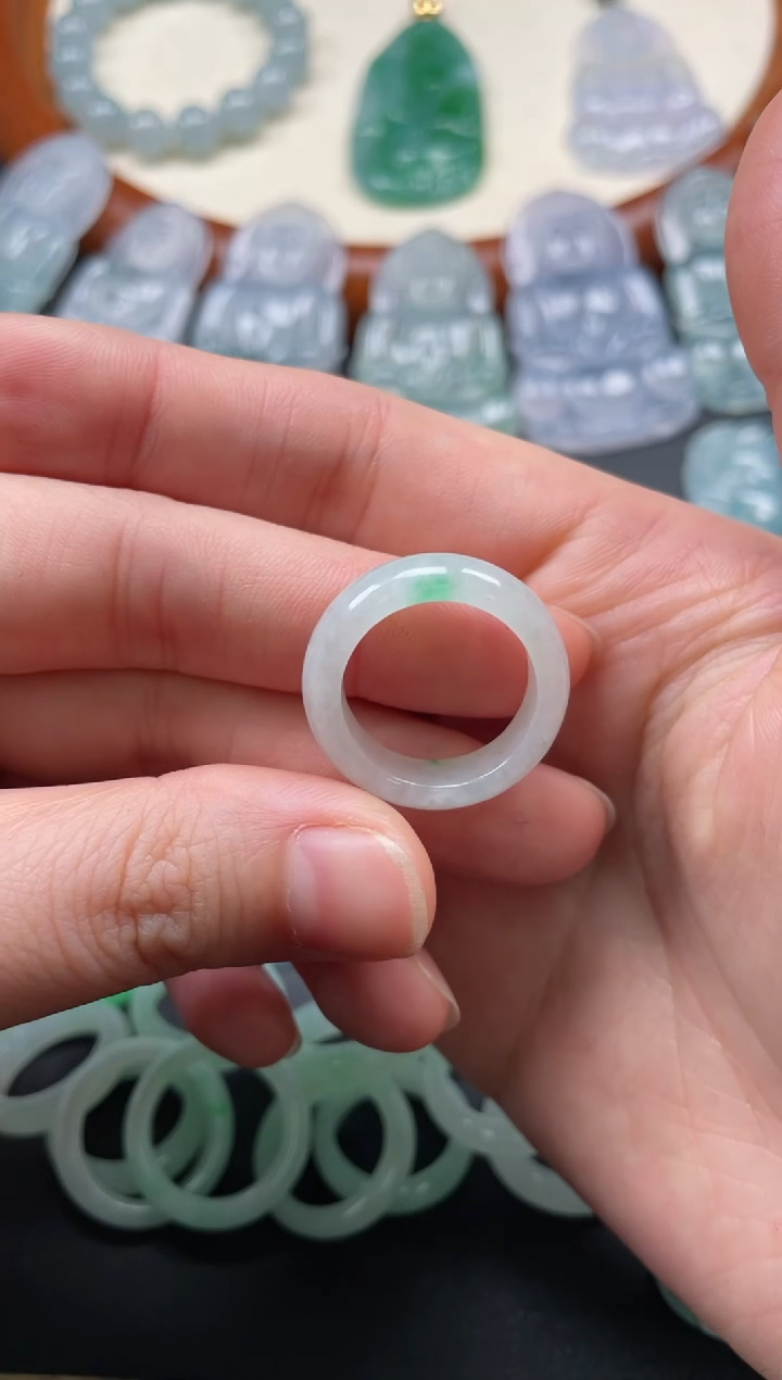 【闪购商品】翡翠颈饰未镶嵌戒圈17#