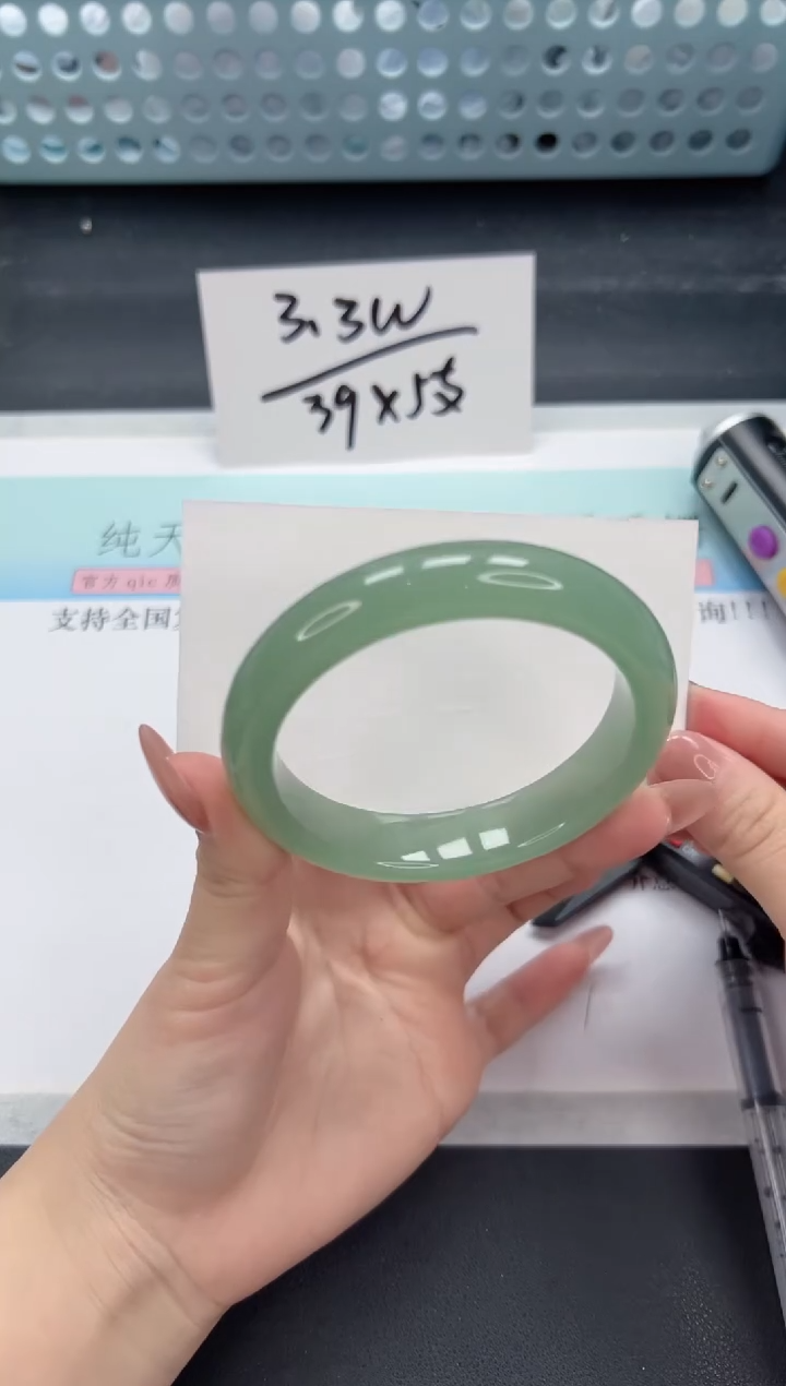 【闪购商品】石英质玉手镯未镶嵌A187-59