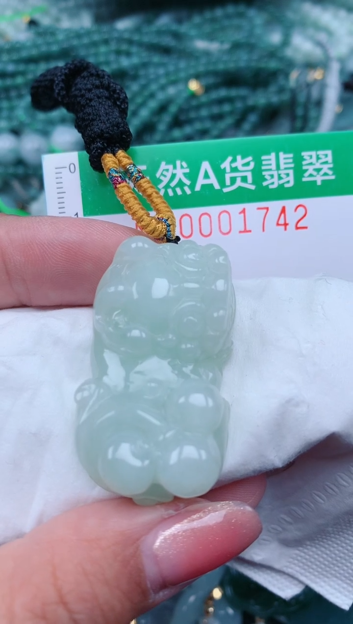 【闪购商品】翡翠颈饰未镶嵌.0001742