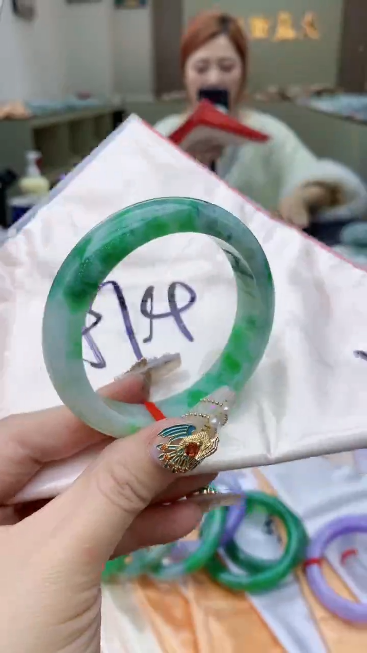 【闪购商品】翡翠手镯未镶嵌0951295651