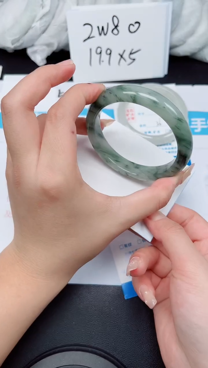 【闪购商品】石英质玉手镯未镶嵌G212-60.1