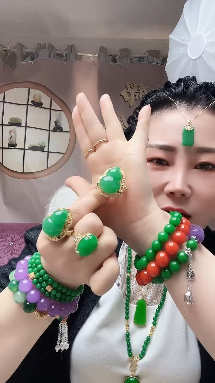 【闪购商品】翡翠戒指14K金镶嵌葫芦戒指