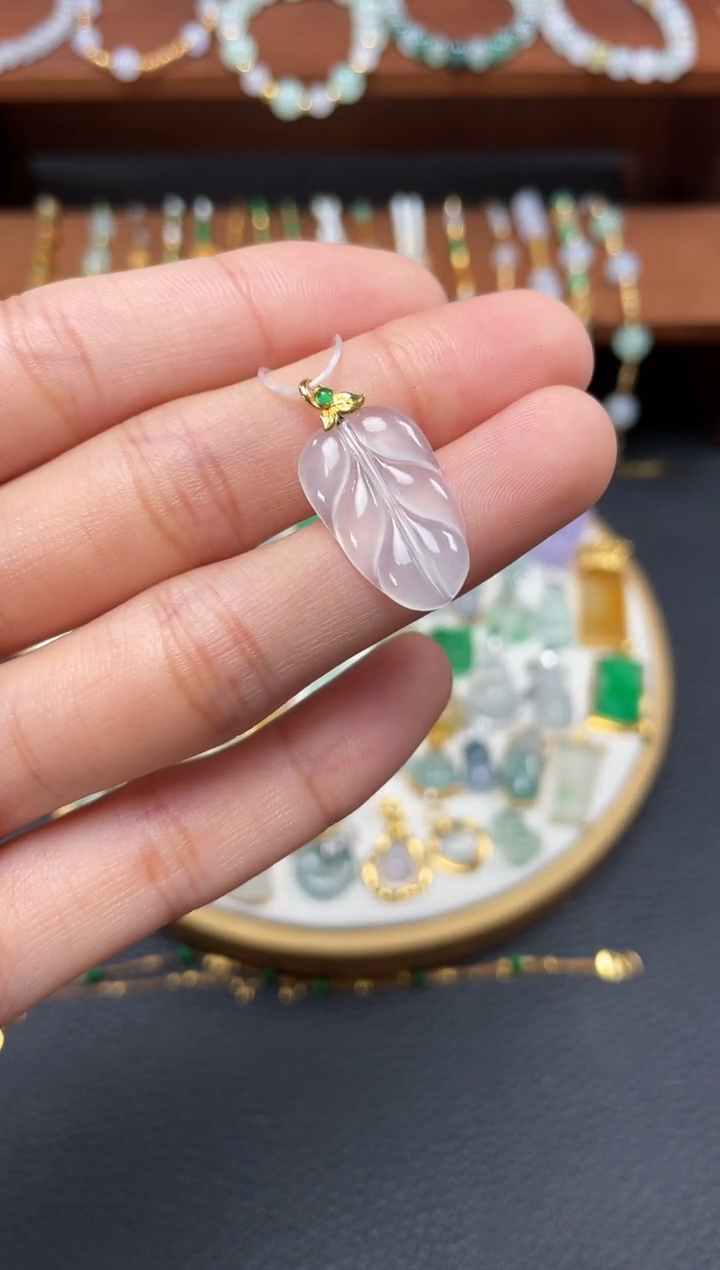 【闪购商品】石英质玉吊坠(不含链)18K金镶嵌一个  JK439