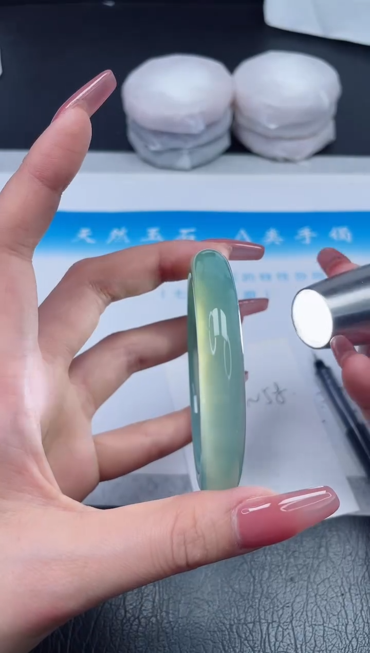 【闪购商品】石英质玉手镯未镶嵌968-58