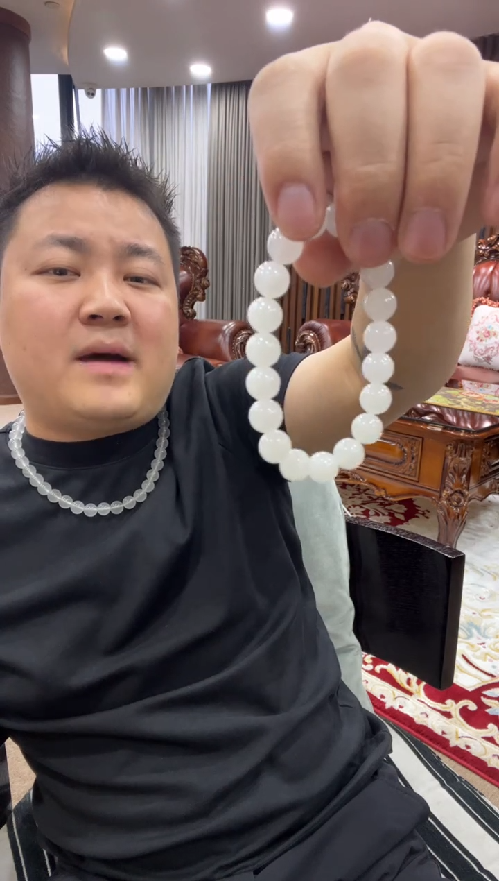 未镶嵌手链和田玉（糖玉）手链