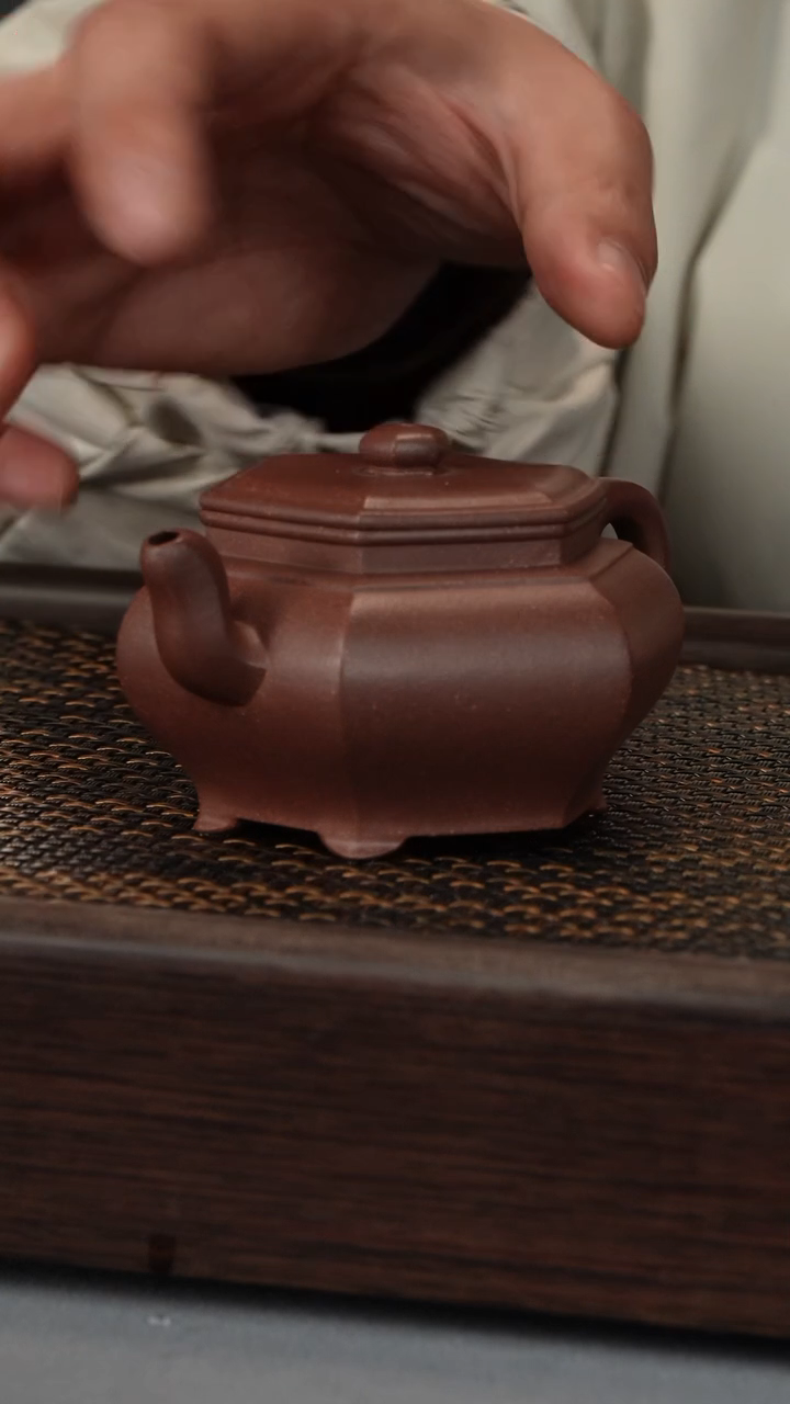 【闪购商品】紫砂 六方 宣 （520号）