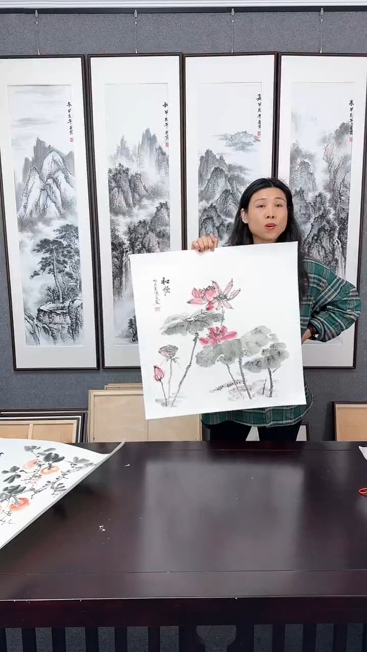 【闪购商品】国画荷花实木装裱