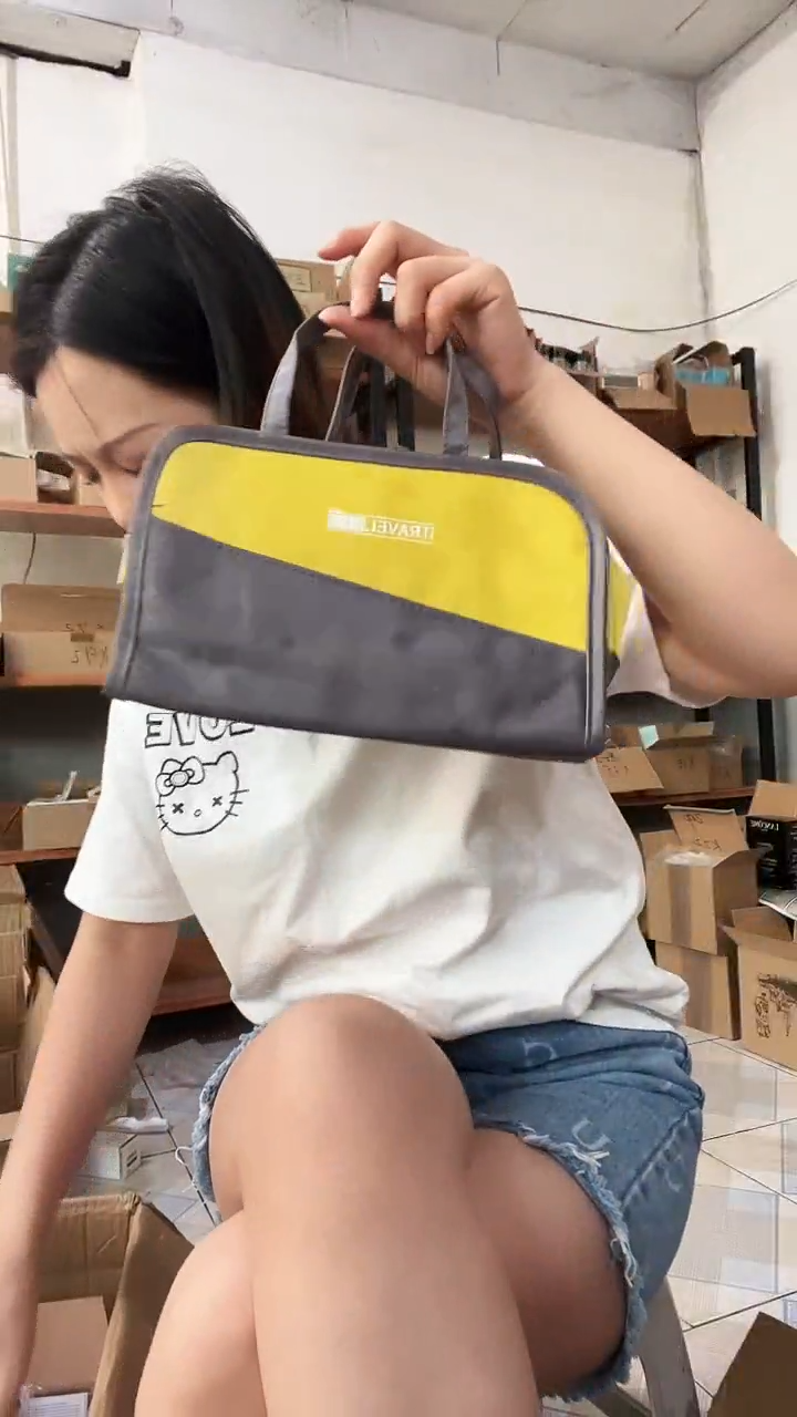 蚕丝K46小蓝珠精华化妆包包容量超级大