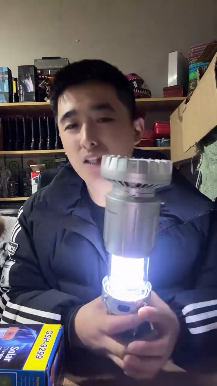 户外露营灯带风扇