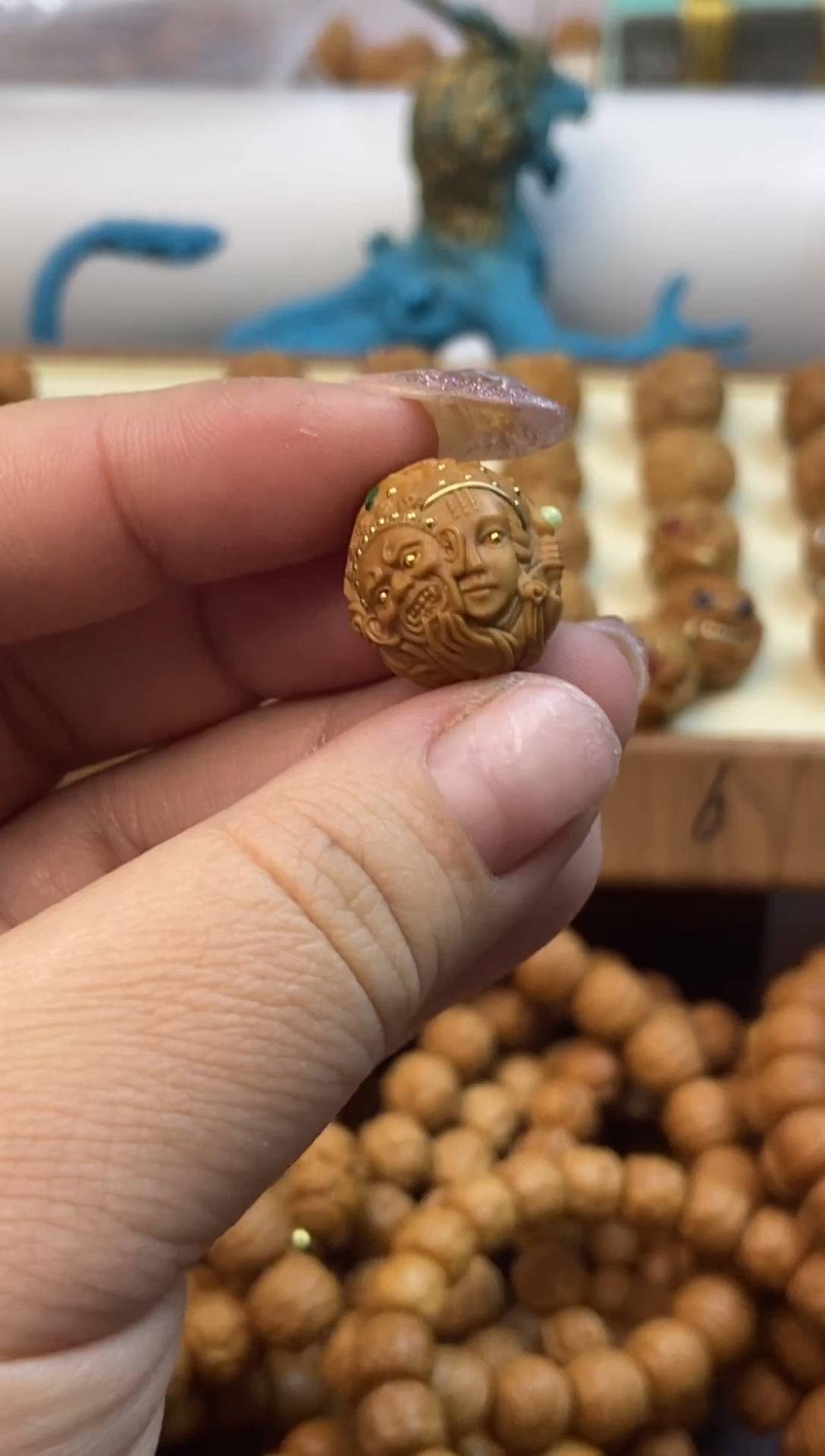 吊坠猴头核桃扎基利姆青春痘款