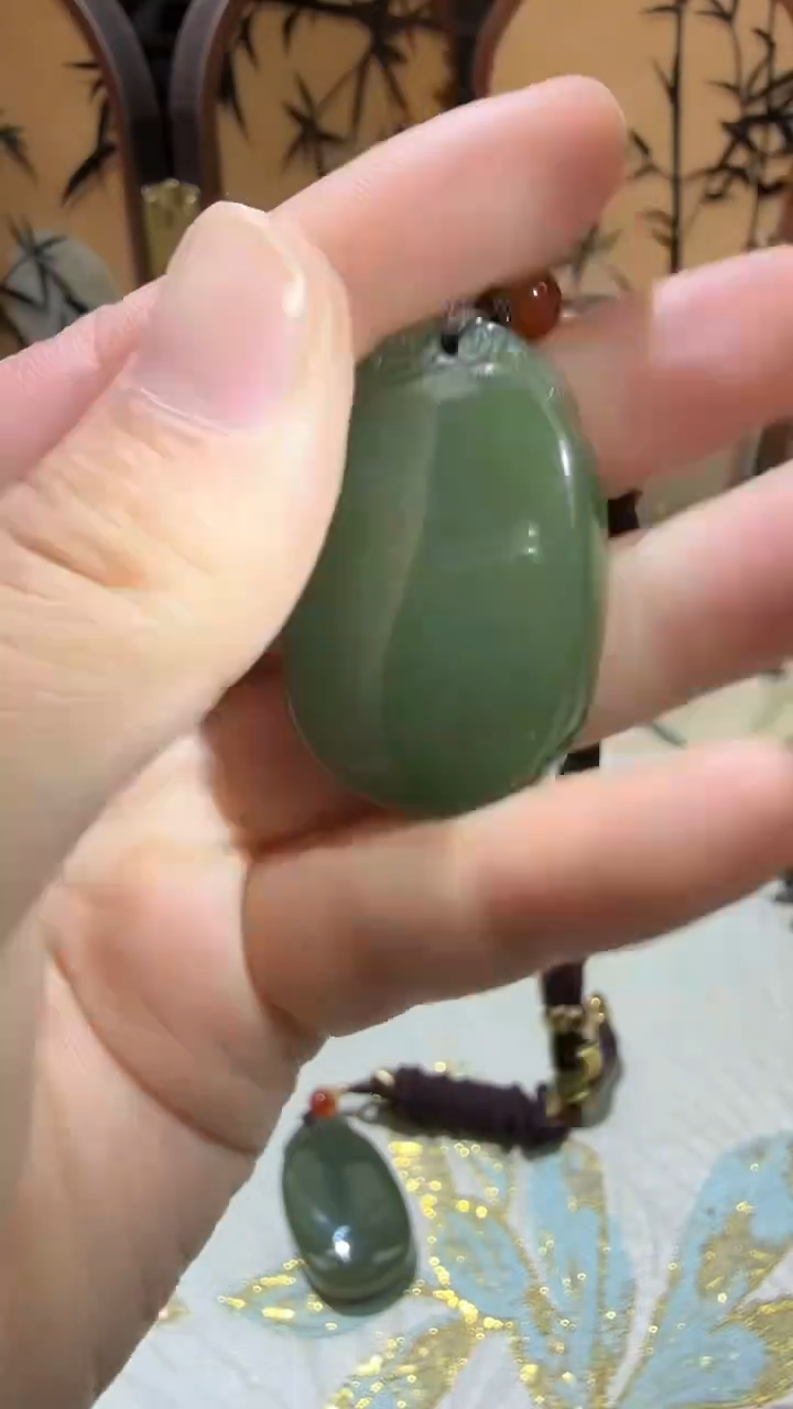 吊坠(不含链)未镶嵌和田玉新疆且末料平安无事牌吊坠SG