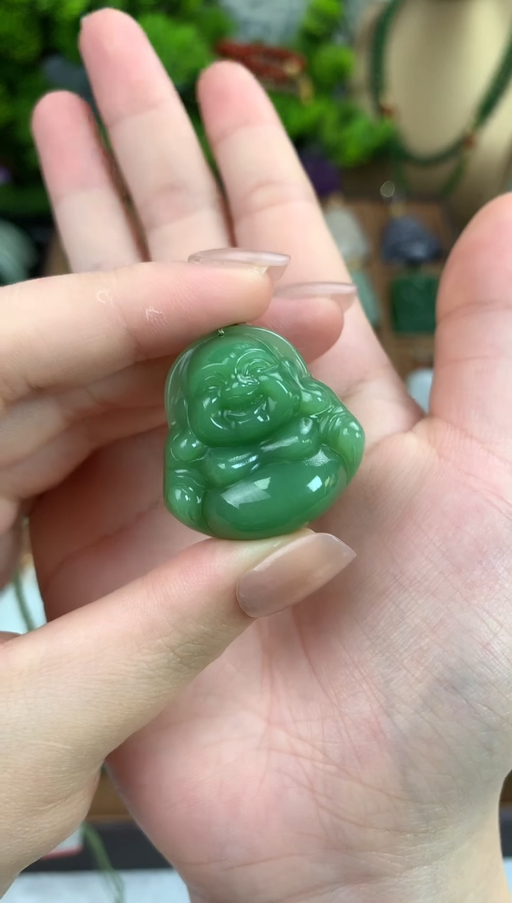 和田玉未镶嵌颈饰吊坠