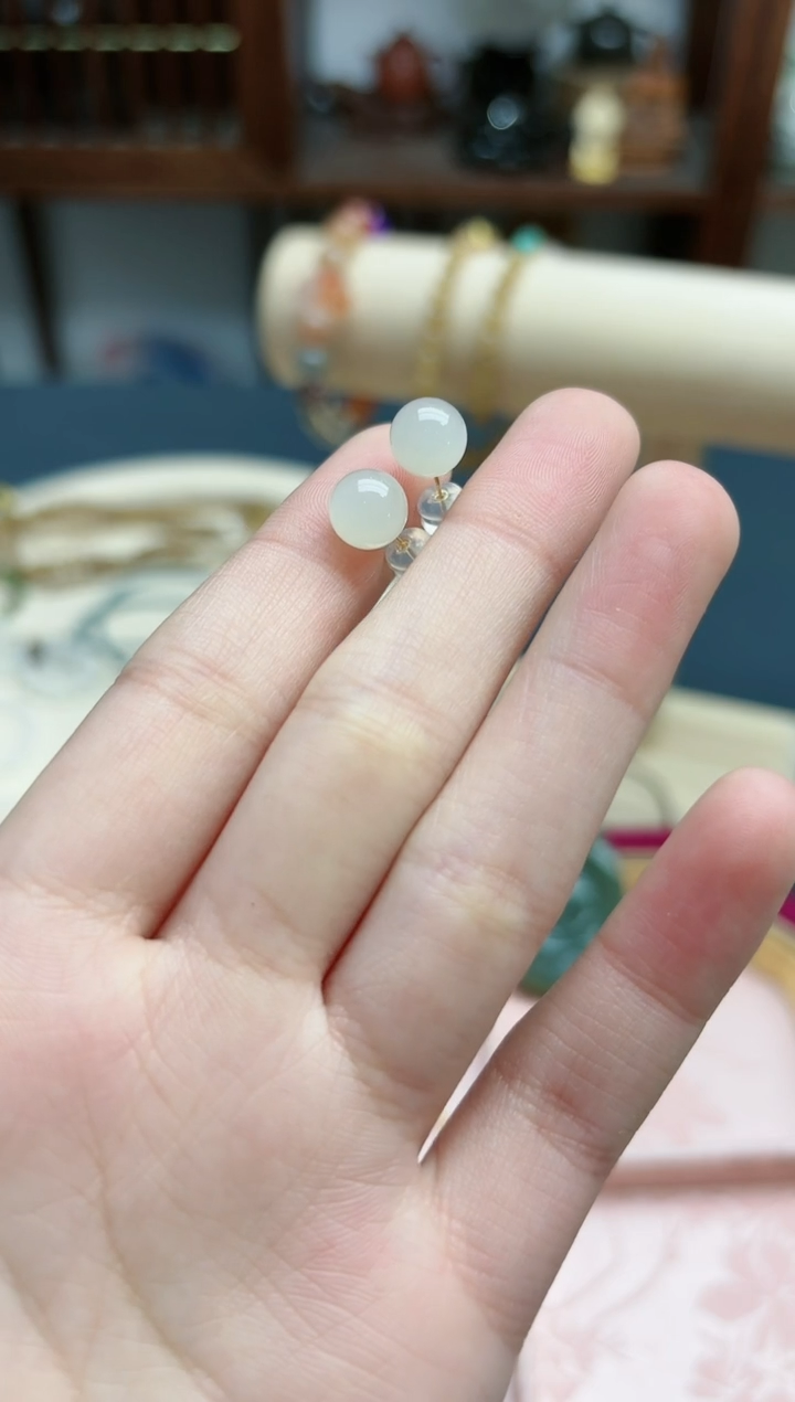 【闪购商品】和田玉耳钉18K金镶嵌18k金和田玉耳钉*1 QC