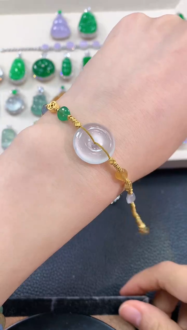 【闪购商品】翡翠手链足金镶嵌D50   