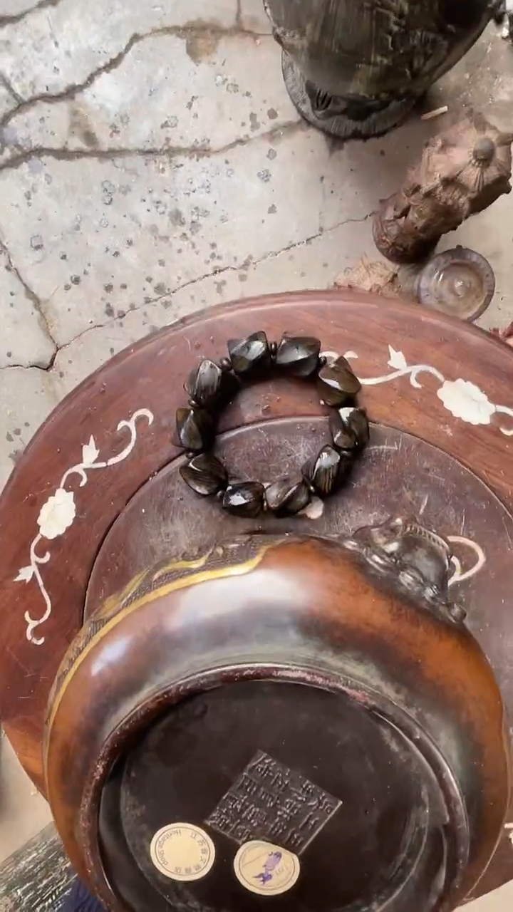 【闪购商品】木木雕欢迎大家来到我家。