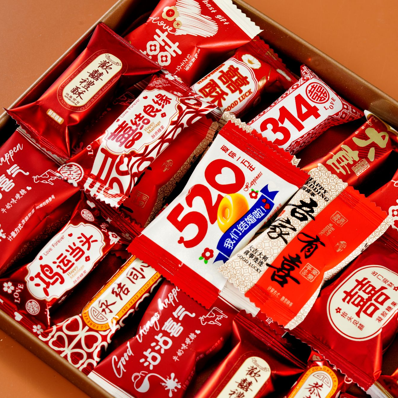 精选结婚喜糖混合糖果散装批发奶糖酥糖软糖巧克力订婚宝宝宴年货