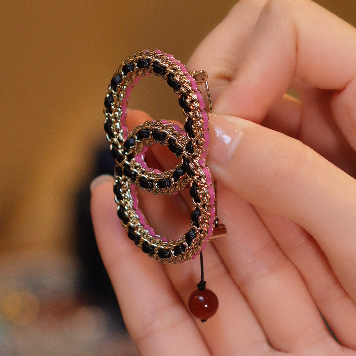 玛瑙编织双色胸针HTYY0096变