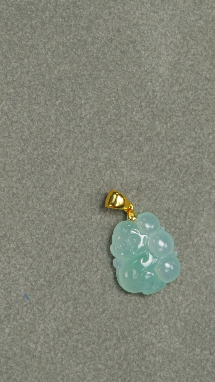 【闪购商品】翡翠颈饰18K金镶嵌猴子