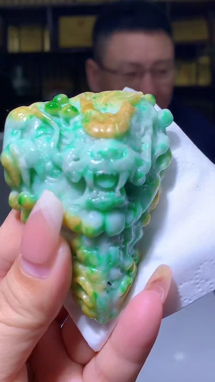 【闪购商品】定制翡翠未镶嵌1071xx-毛货挂件36