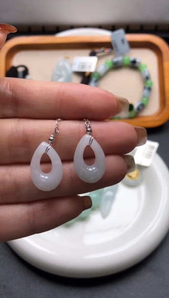 未镶嵌翡翠耳饰天然缅甸A货翡翠