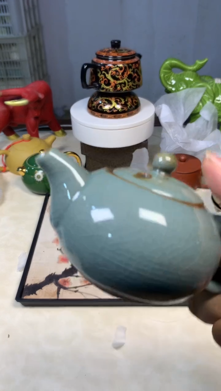 茶壶、盖碗、主人杯、客杯（轻轻微瑕介意勿拍