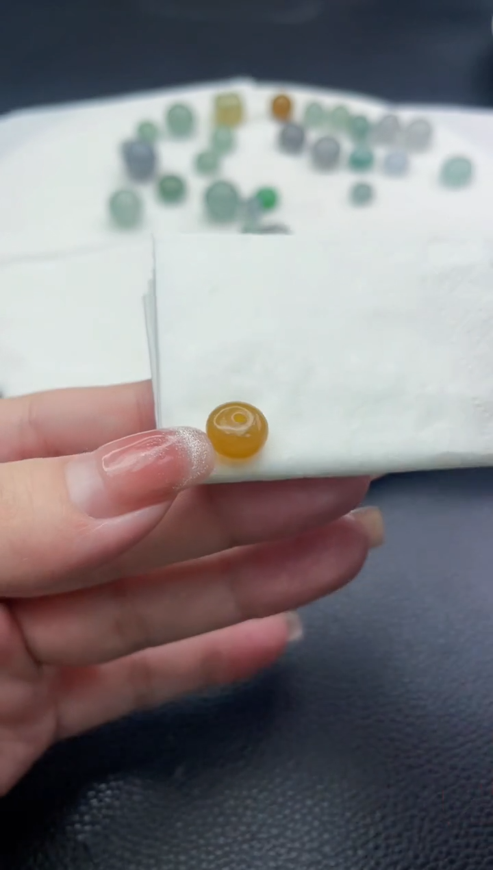 【闪购商品】定制翡翠未镶嵌珠子