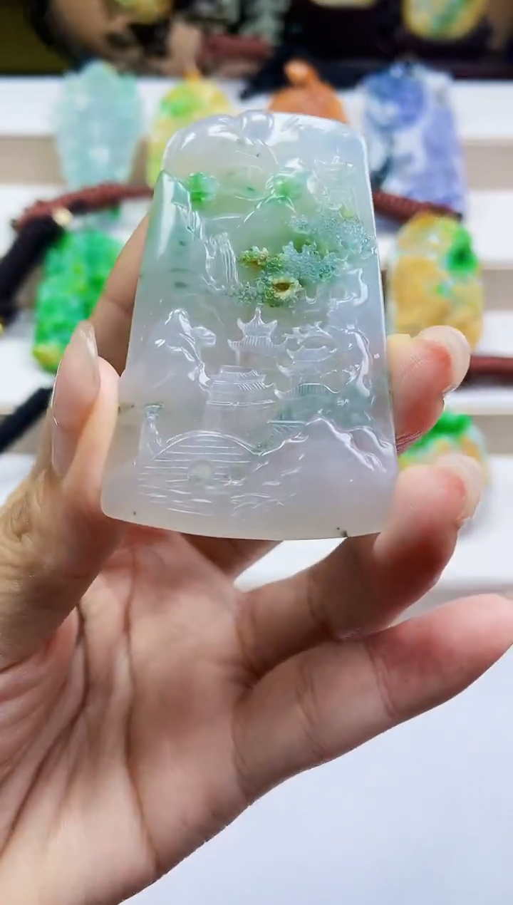 颈饰未镶嵌翡翠翡翠A货