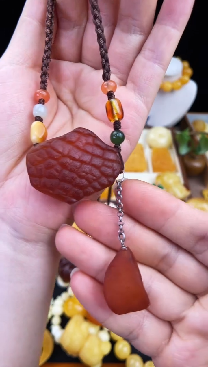 琥珀未镶嵌珠宝奇石柒月