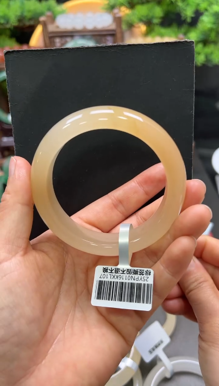 【闪购商品】石英质玉手镯未镶嵌+59+唐唐