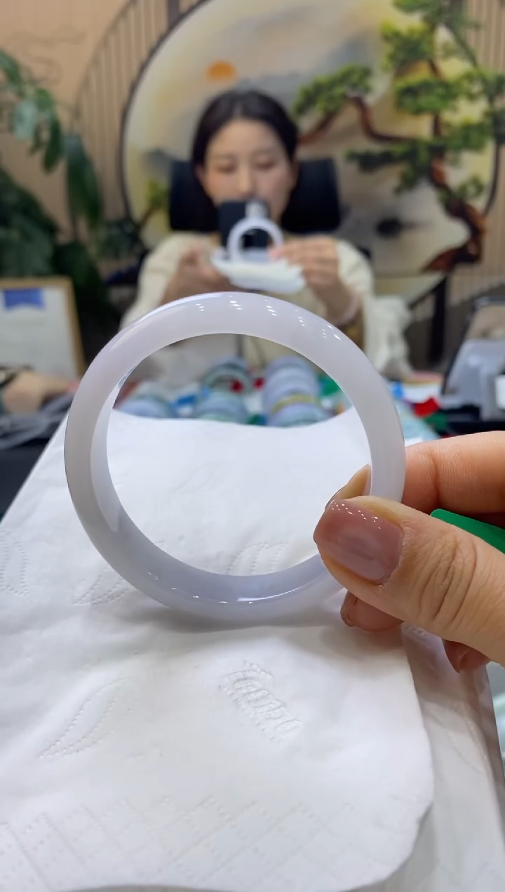 【闪购商品】翡翠手镯未镶嵌99901644