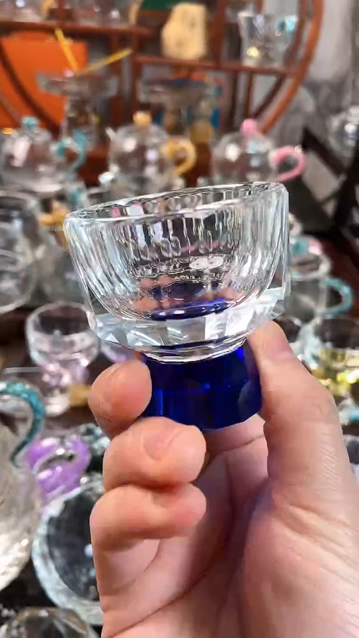 【闪购商品】玺宴新款水晶竖纹杯蓝色