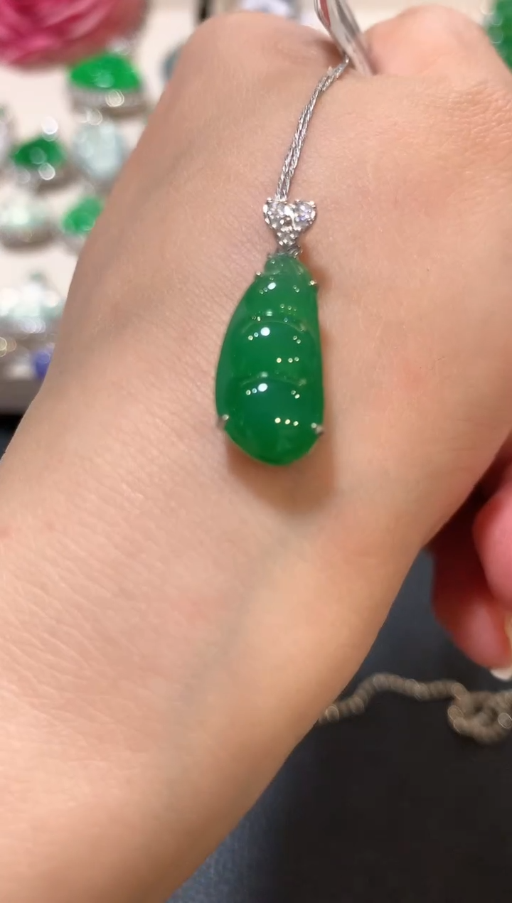 吊坠(不含链)18K金镶嵌翡翠z85  