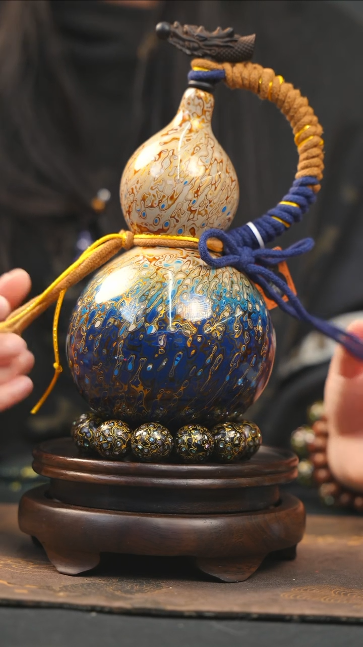 【闪购商品】YN194漆艺酒葫芦不包手串及旋转底座