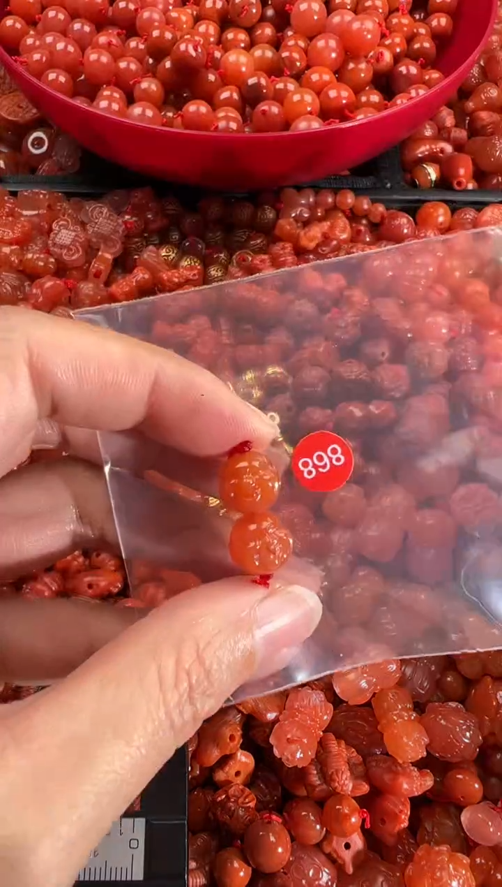 【闪购商品】南红玛瑙颈饰未镶嵌1