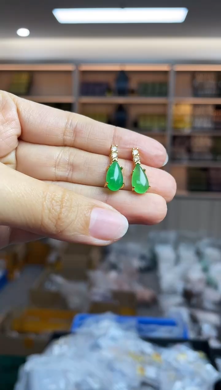【闪购商品】翡翠耳饰未镶嵌多样性发一件
