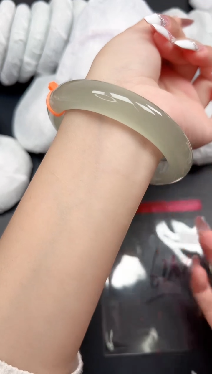 精品手镯，一物一拍T-023