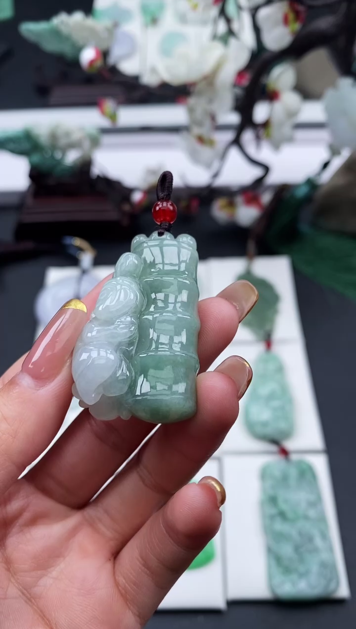 【闪购商品】翡翠颈饰未镶嵌天然缅甸A货翡翠