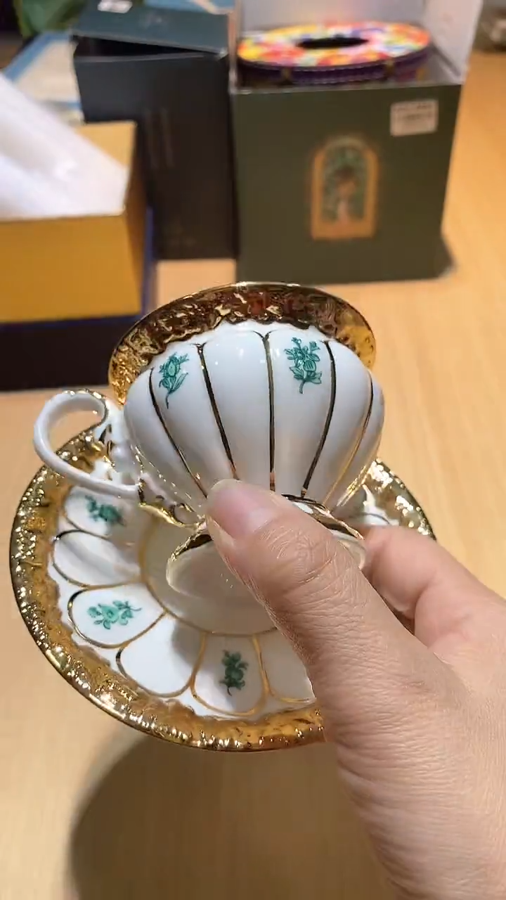 【闪购商品】瓷片锅碗瓢盆一件不剩