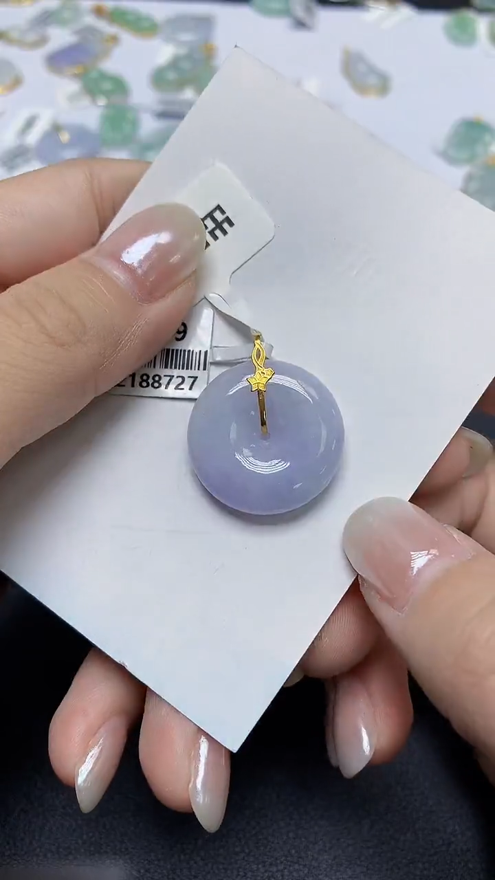 翡翠18K金镶嵌颈饰天然缅甸翡翠A货