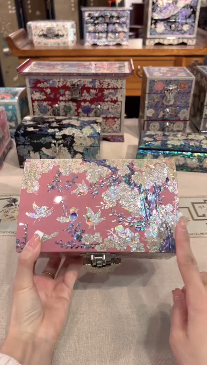 【闪购商品】鱼锁满贝底弘贝雅螺钿漆器文化馆