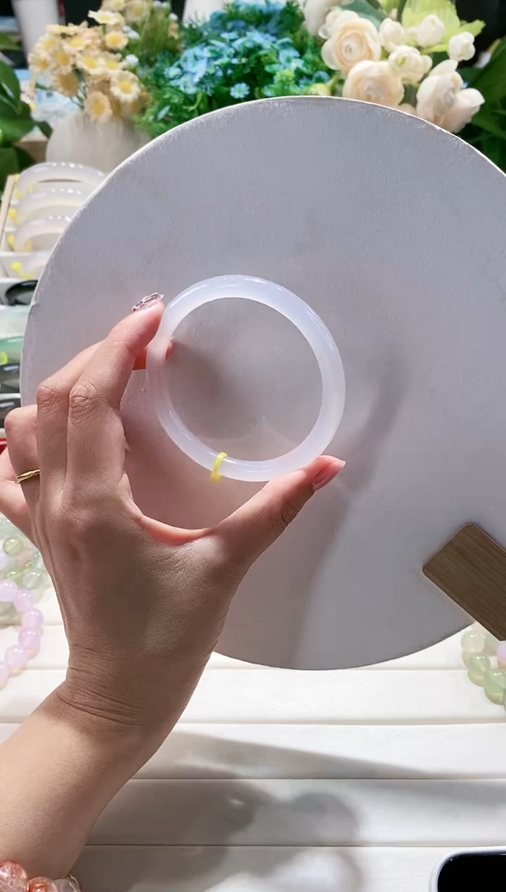 玛瑙/玉髓手镯未镶嵌18-60.5