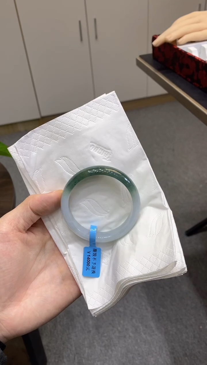 【闪购商品】翡翠手镯未镶嵌00009781